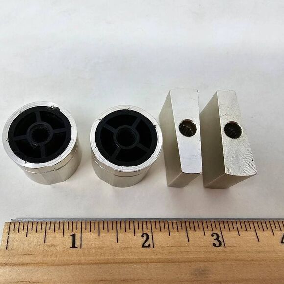 HITACHI HA-330 STEREO AMPLIFIER REPLACEMENT REPAIR KNOBS SILVER - Picture 3 of 3